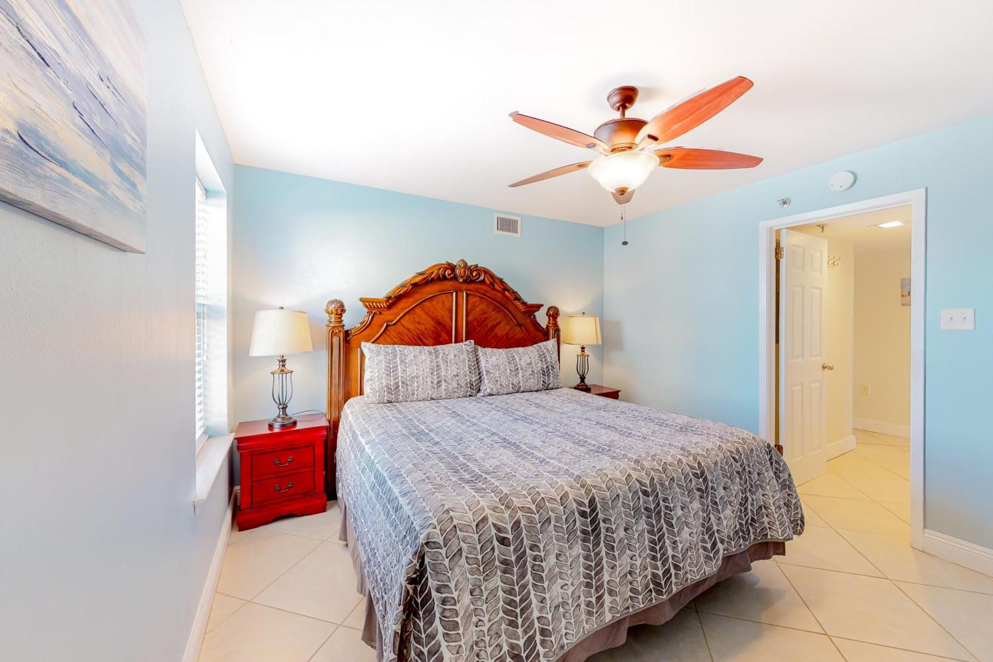 Phoenix Vacation Rentals Ориндж Бийч Стая снимка